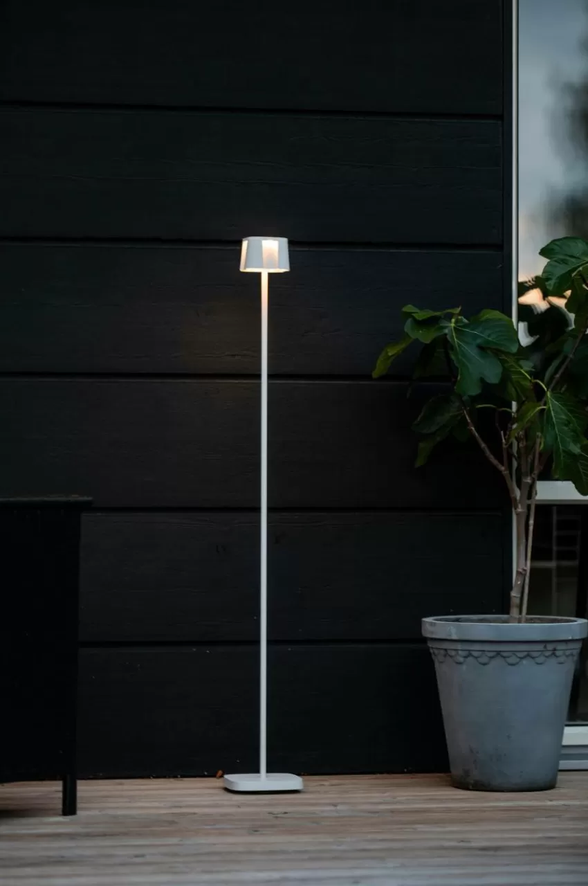 Utebelysning | Utebelysning*Jotex NICE Golvlampa Uppladdningsbar Utomhus Vit
