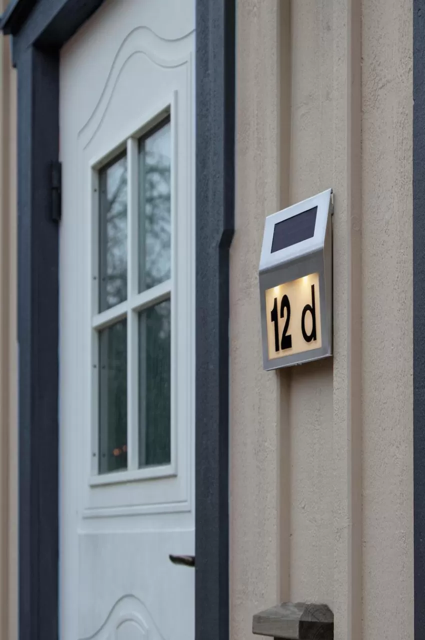 Utebelysning | Utebelysning*Jotex Solcells Vägglykta Wally Silver